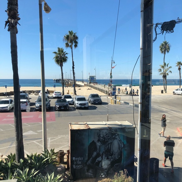 Meet your Posher, Lauren - Picture 14 of 16